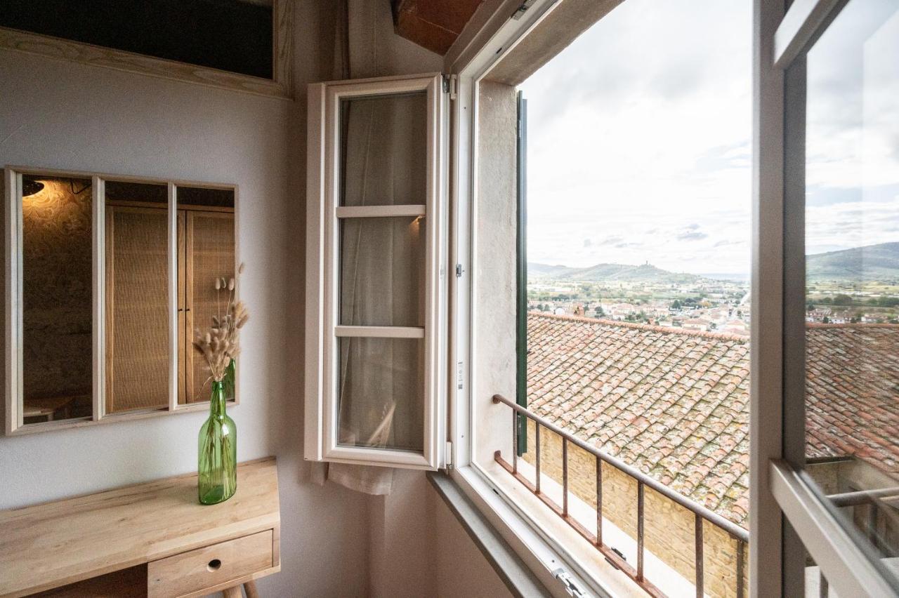 Casa La Girandola Apartment คาสติญโญน ฟิโอเรนทิโน ภายนอก รูปภาพ