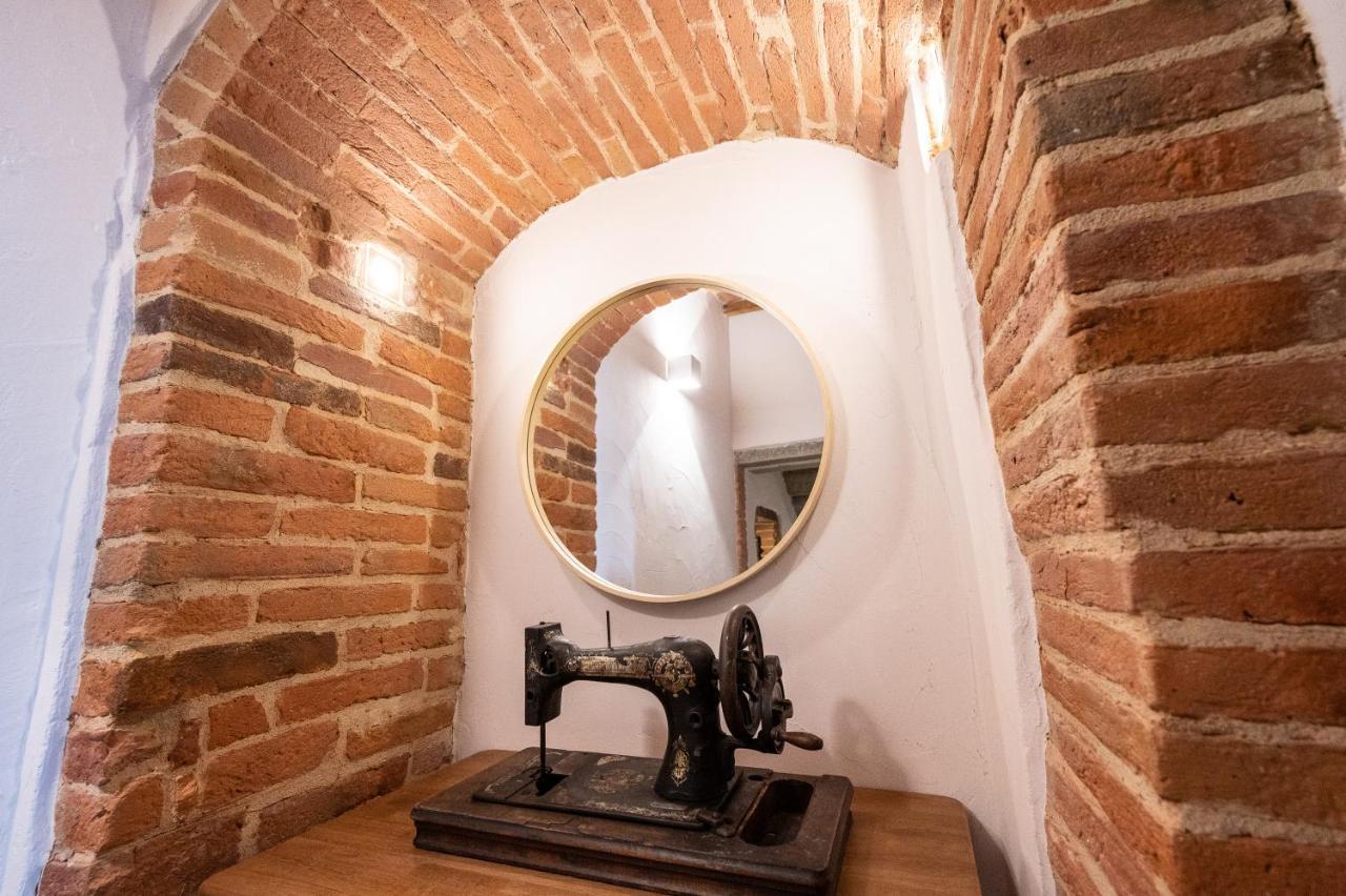 Casa La Girandola Apartment คาสติญโญน ฟิโอเรนทิโน ภายนอก รูปภาพ