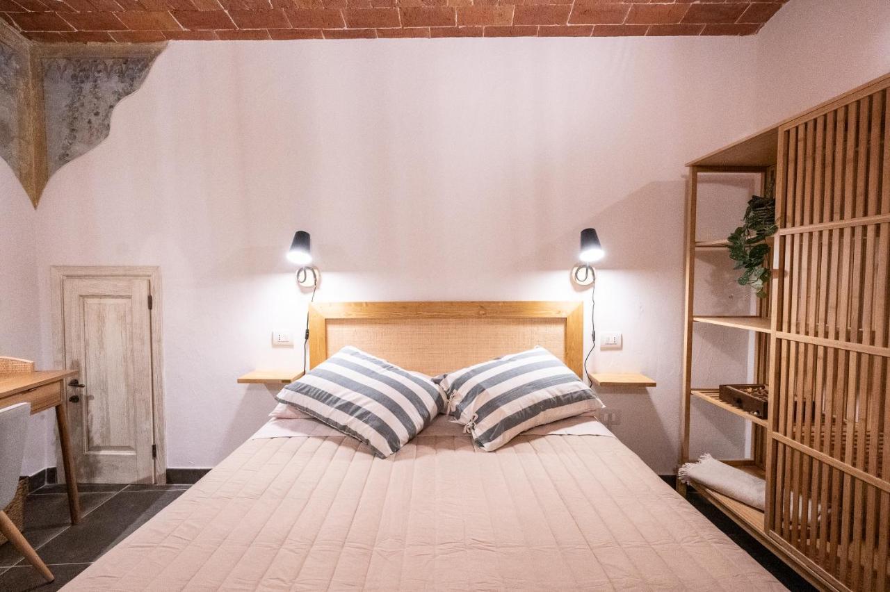 Casa La Girandola Apartment คาสติญโญน ฟิโอเรนทิโน ภายนอก รูปภาพ